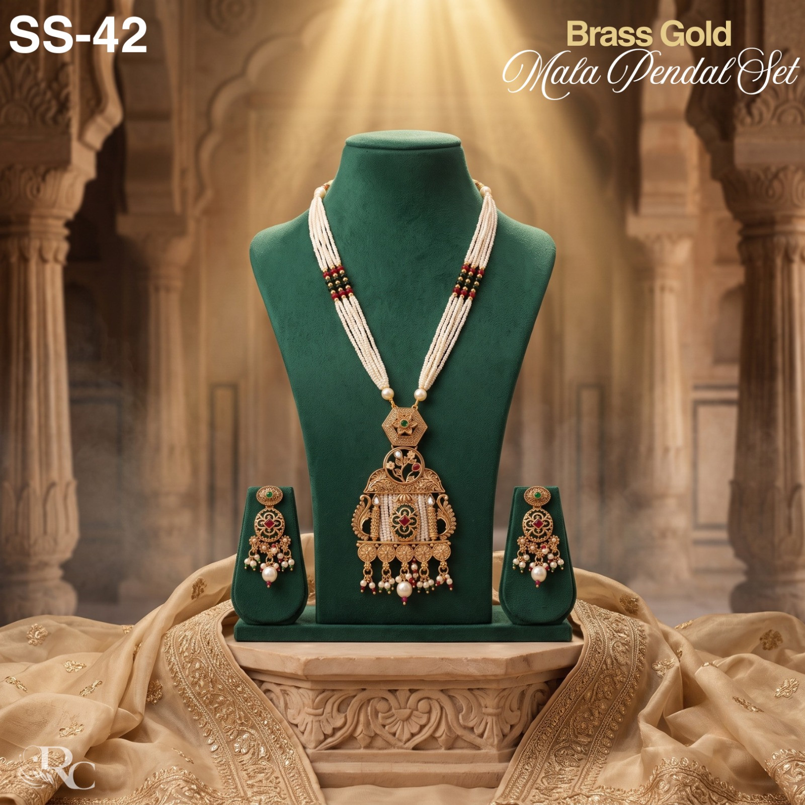Brass gold moti mala pendant set