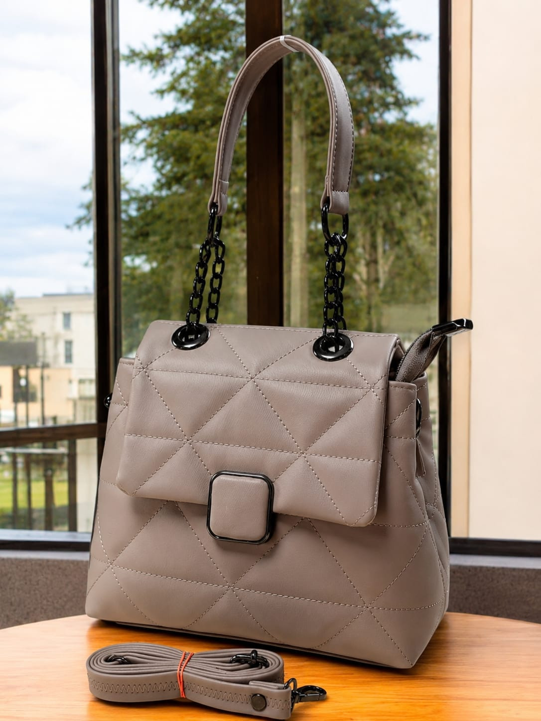 Women sling bag