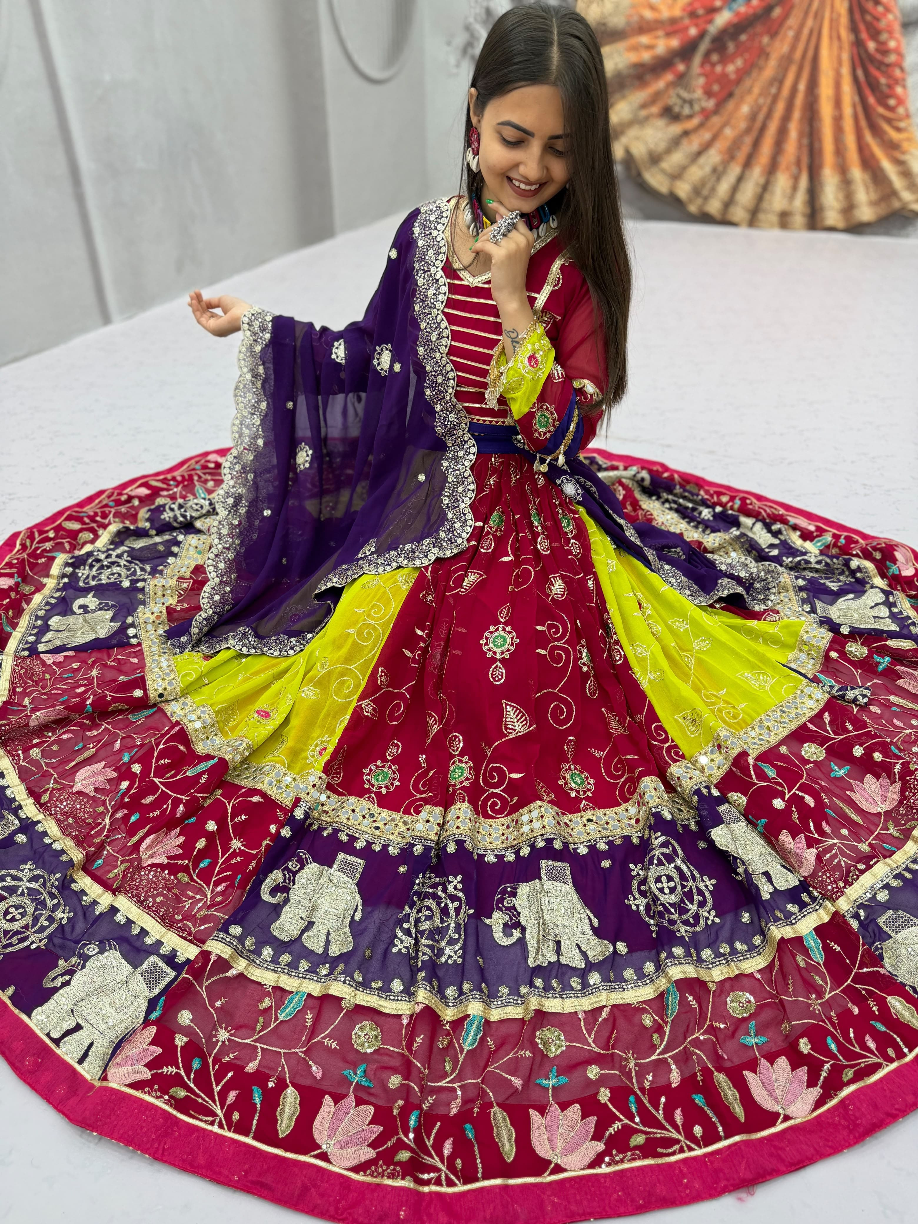 NAVARATRI VINTAGE CHANIYA CHOLI