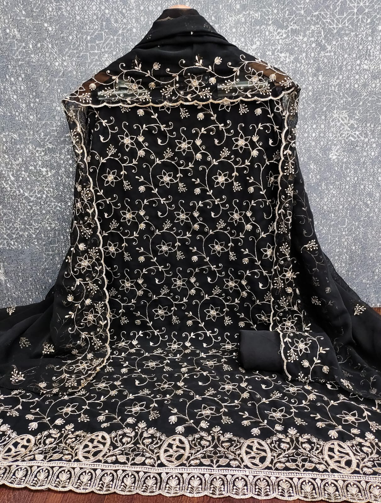 DRESS MATERIAŁ SUIT