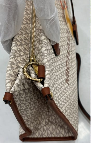 Hand bag