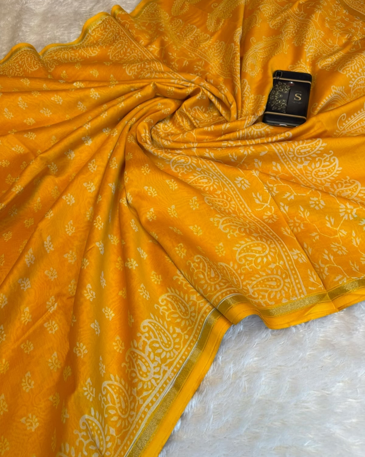 Silk saree with blouse pcs