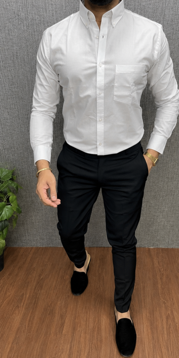 Stretchable trousers and plain shirt